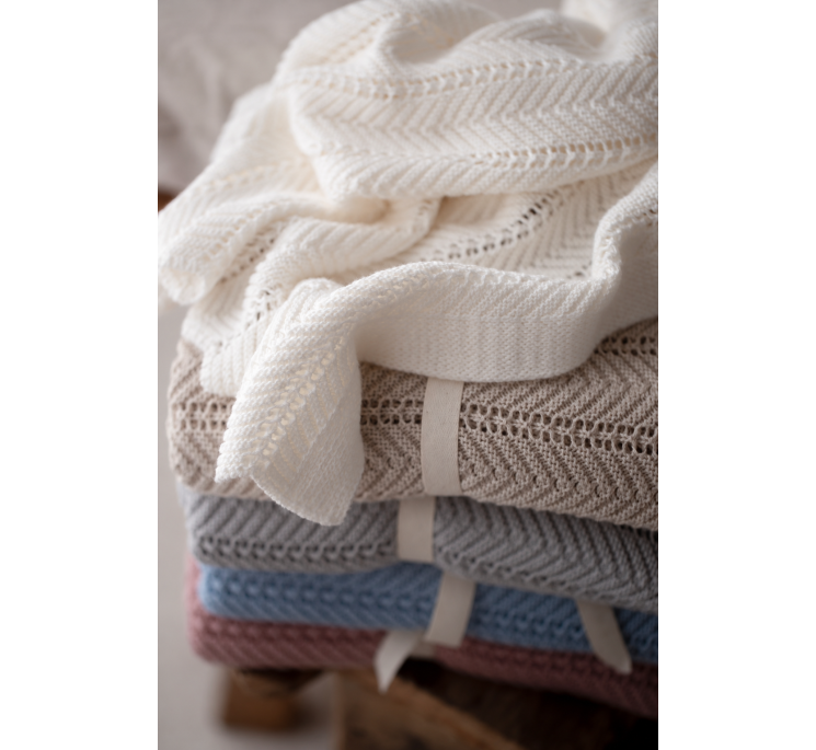 Bambusowy kocyk powder pink 80x100 - feather - MY MEMI