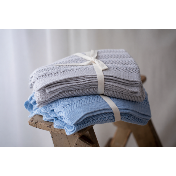 Bamboo Blanket 80x100 light grey - feather - MY MEMI
