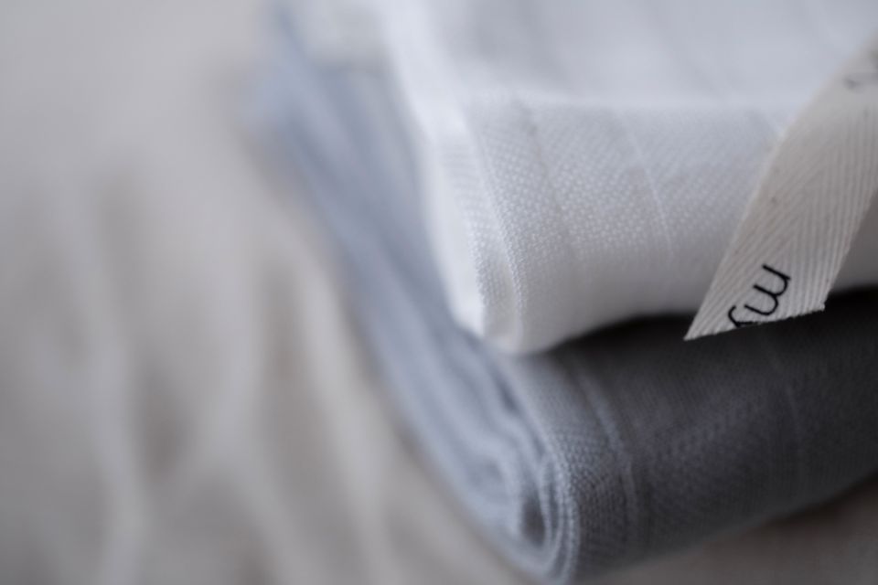 Bambus-Musselin-Windel 65x65 hellgrau (light grey) - MY MEMI