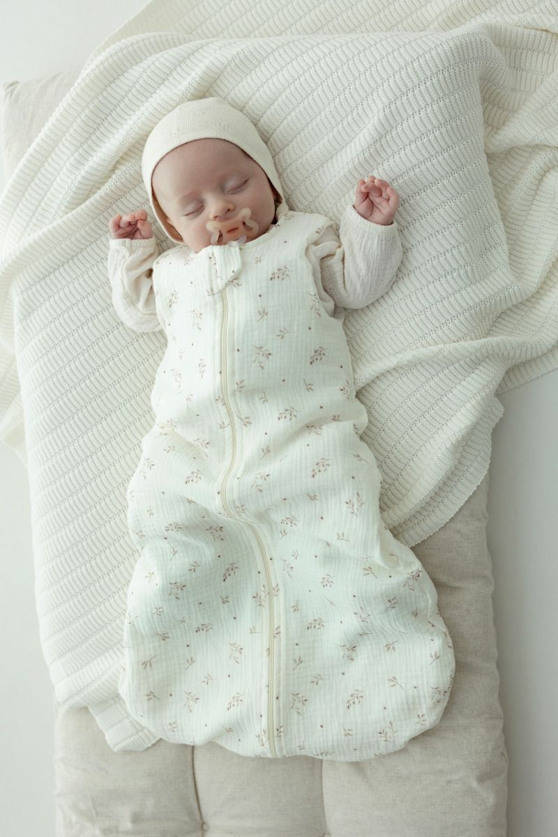 Bio Baumwolle Musselin Babyschlafsack 5 - 18 Monate 1.0 TOG - twigs