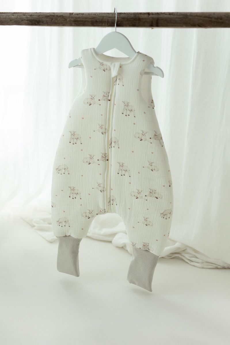 Bio Baumwolle Musselin Babyschlafsack mit Beinen 1 - 3 Jahre 2.5 TOG - little sheeps