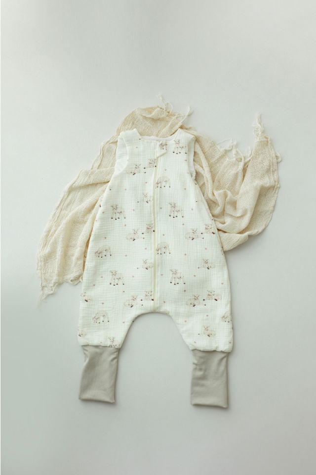 Bio Baumwolle Musselin Babyschlafsack mit Beinen 1 - 3 Jahre 1.0 TOG - little sheeps